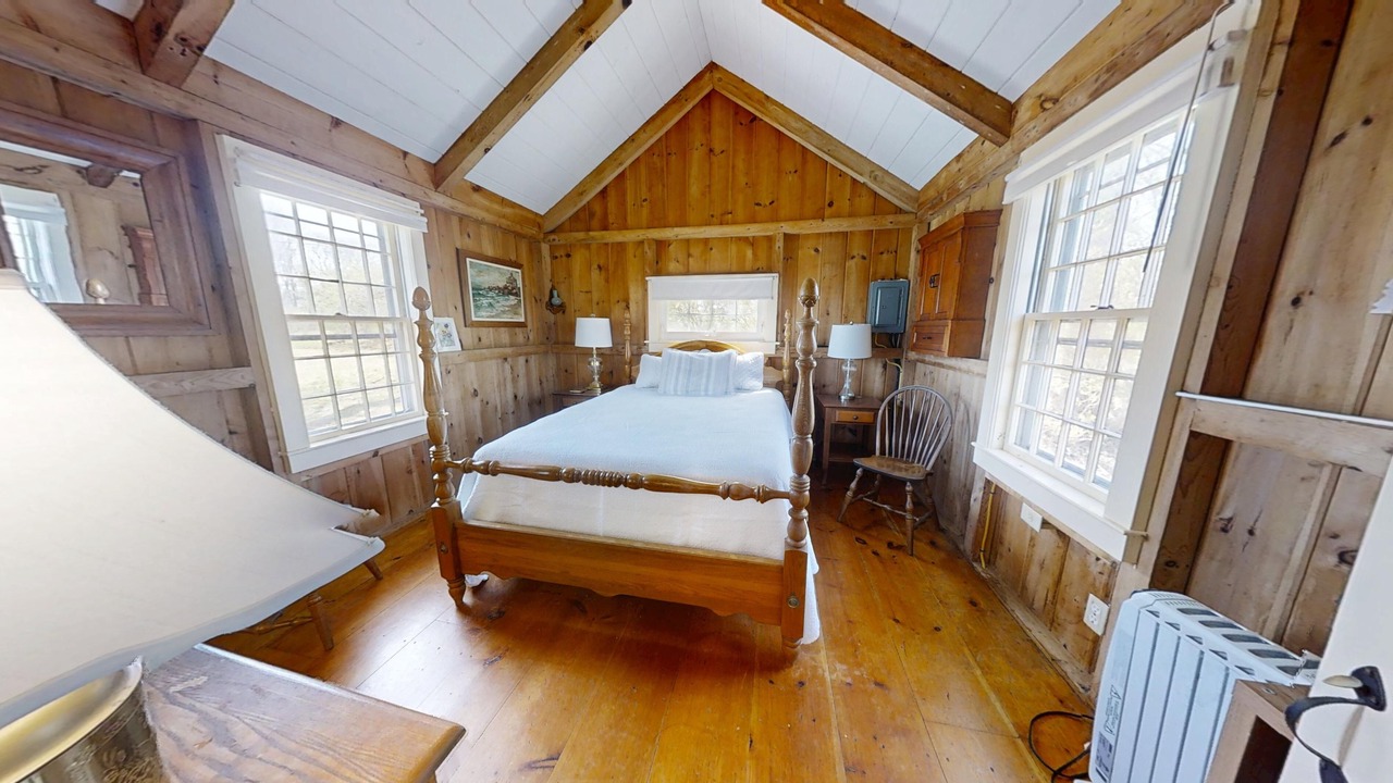 Photo of Bedroom in Dennis