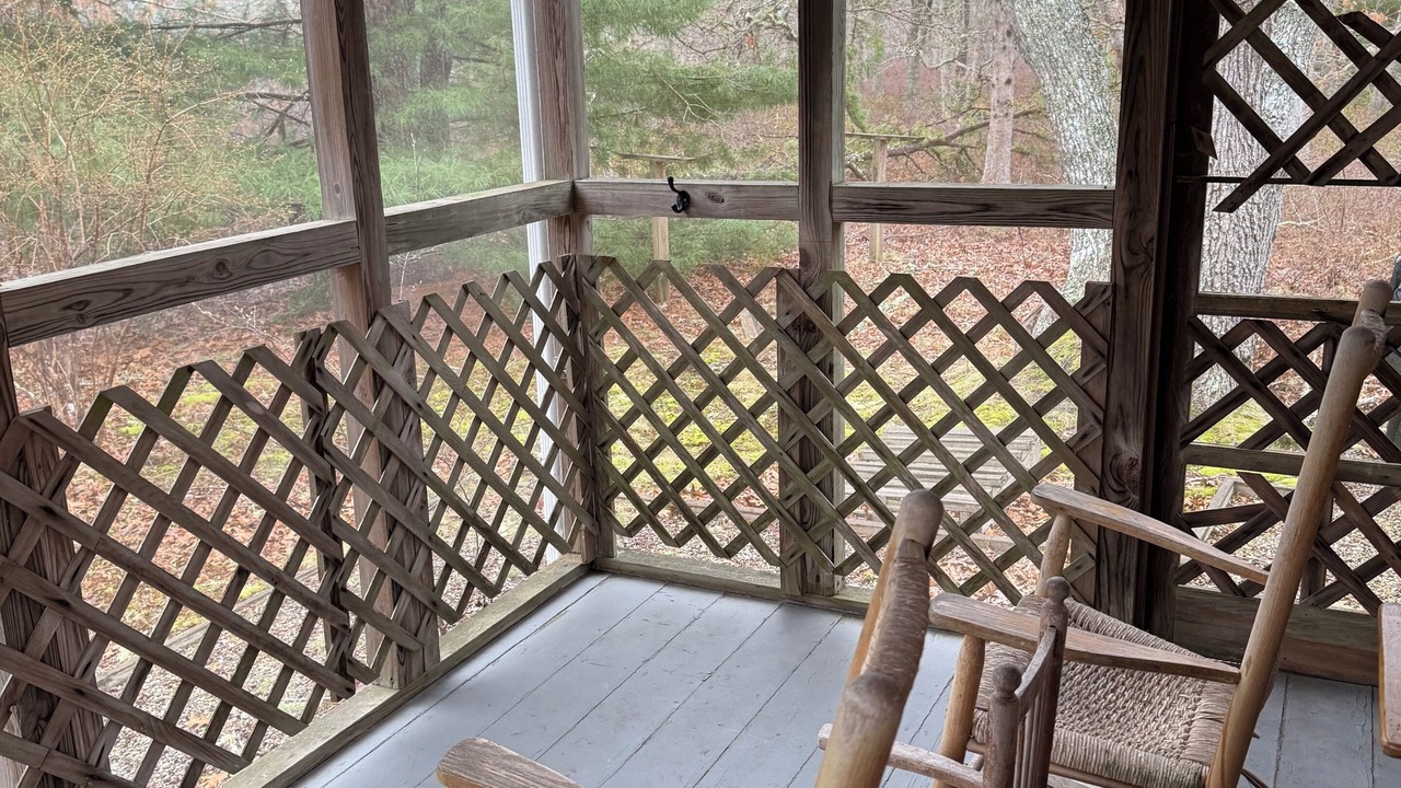 Photo of Patio Balcony in West Tisbury