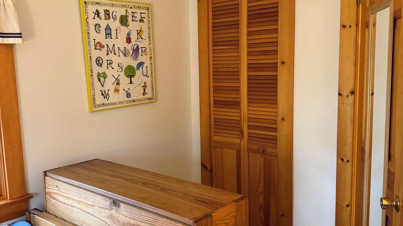 Photo of Bedroom in West Tisbury