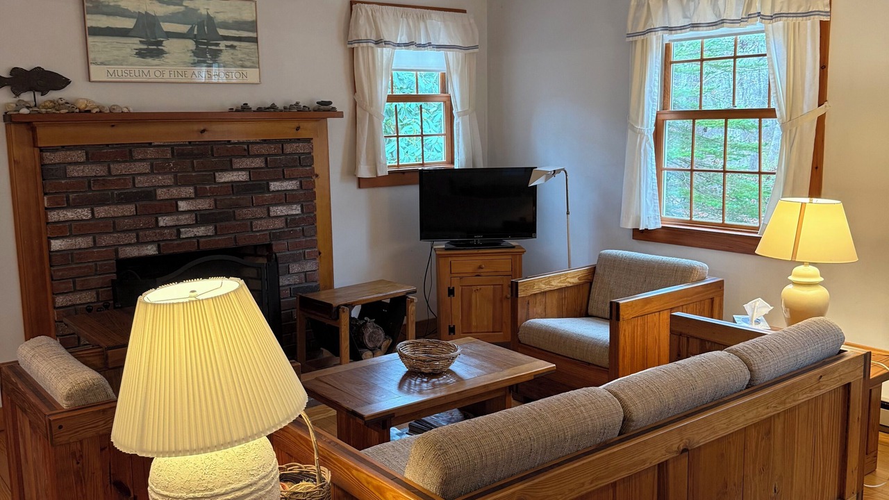 Photo of Livingroom in West Tisbury