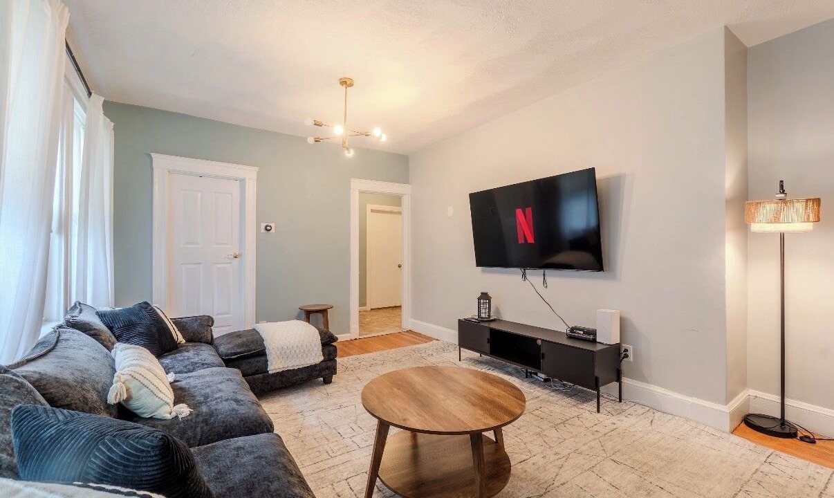 Photo of Livingroom in South Medford