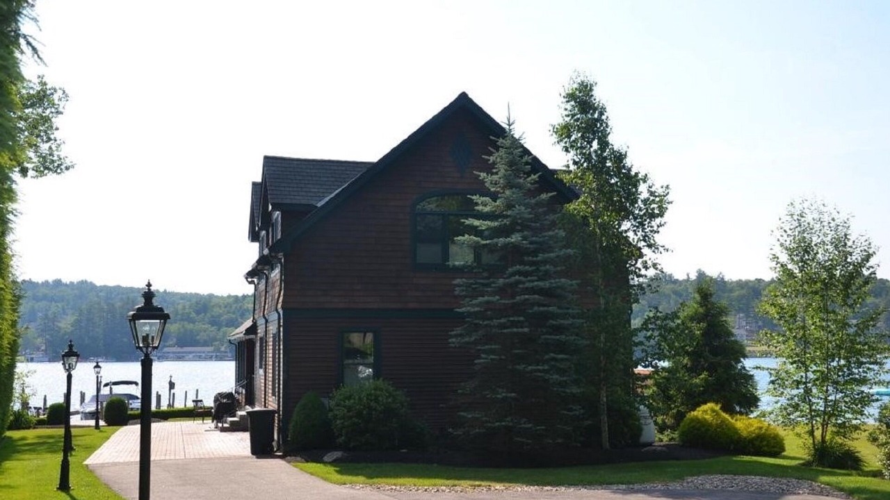 Photo of Outdoor in Laconia
