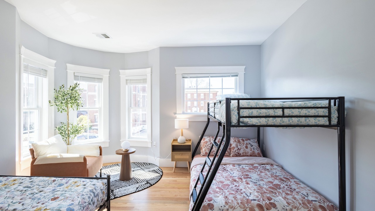 Photo of Bedroom in Neponset - Port Norfolk