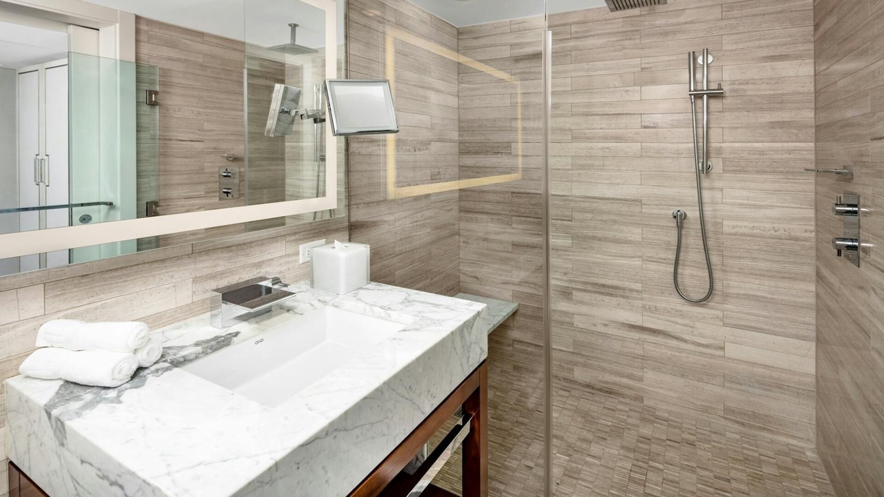 Photo of Bathroom in Central Park South