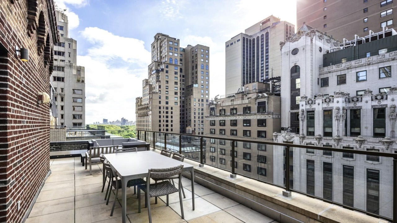 Photo of Outdoor in Central Park South