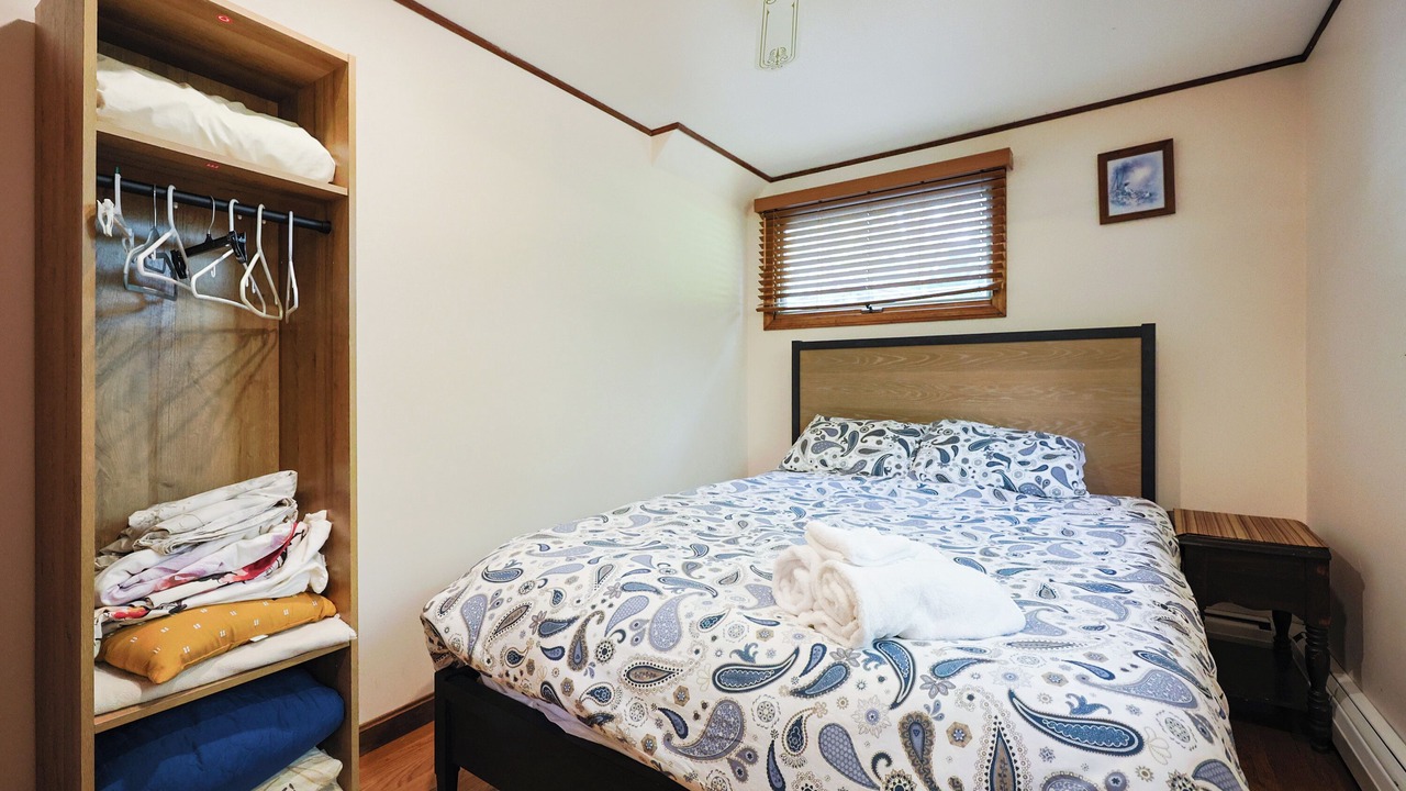 Photo of Bedroom in Mashpee