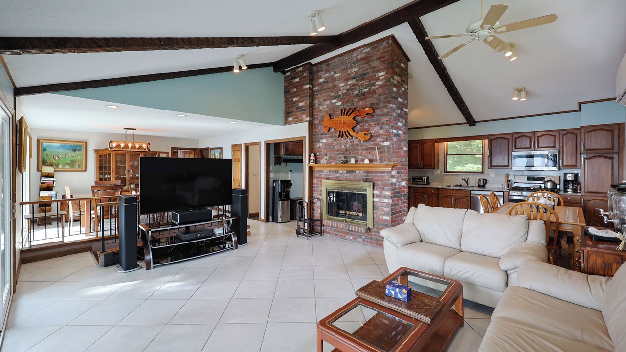 Photo of Livingroom in Mashpee