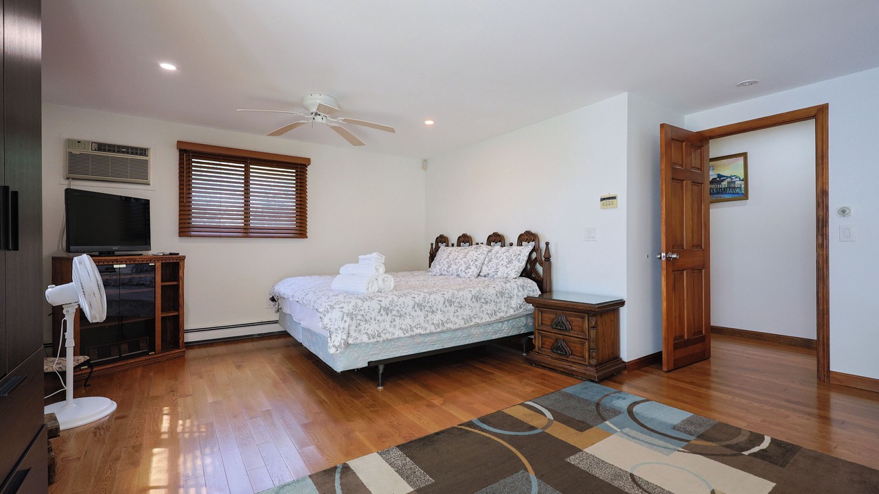 Photo of Bedroom in Mashpee