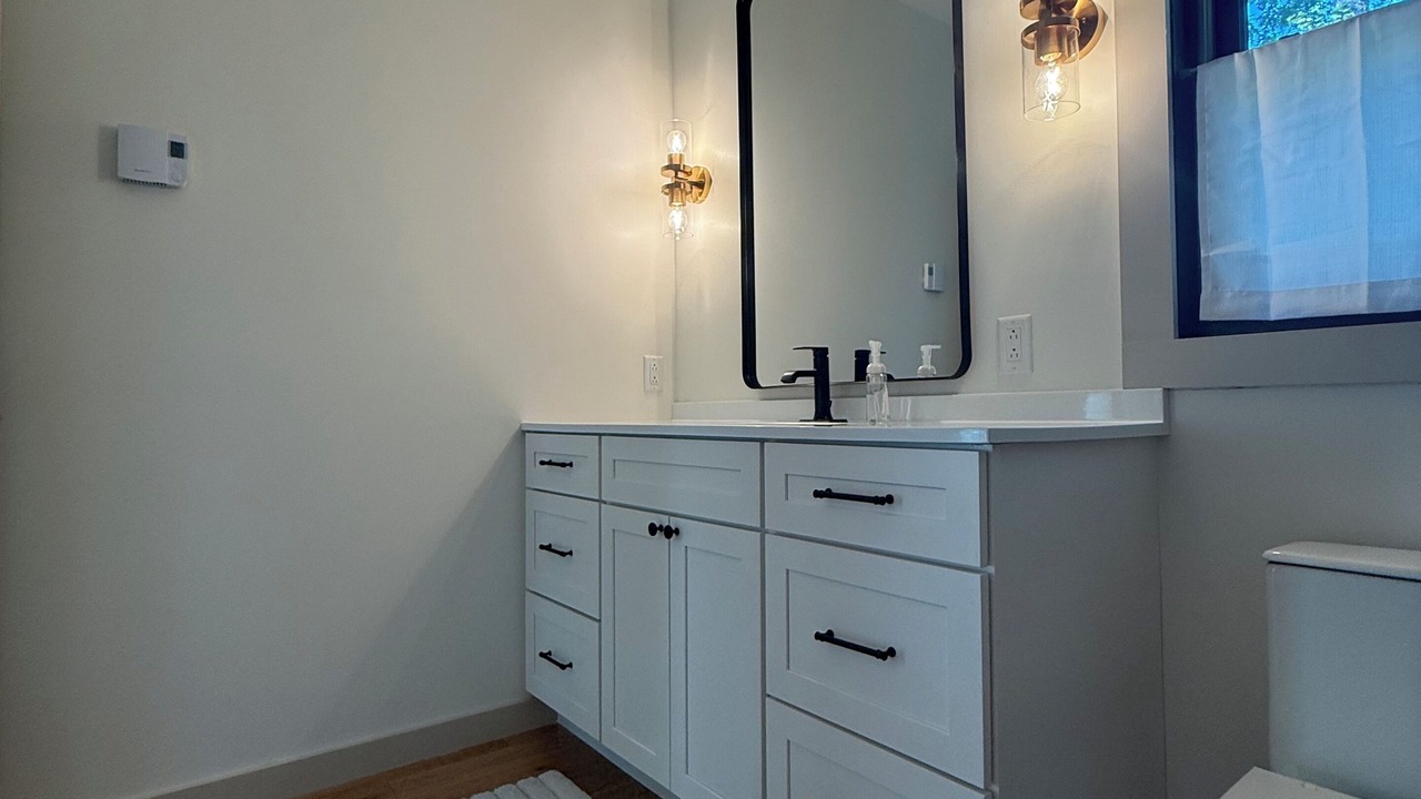 Photo of Bathroom in Whitehall