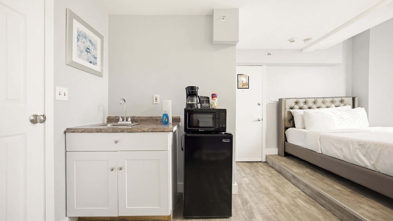 Photo of Bedroom in Bay Village