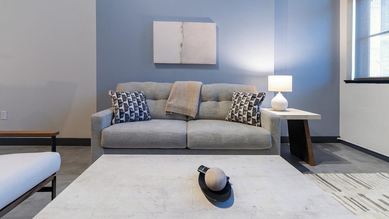 Photo of Livingroom in Downtown Hartford