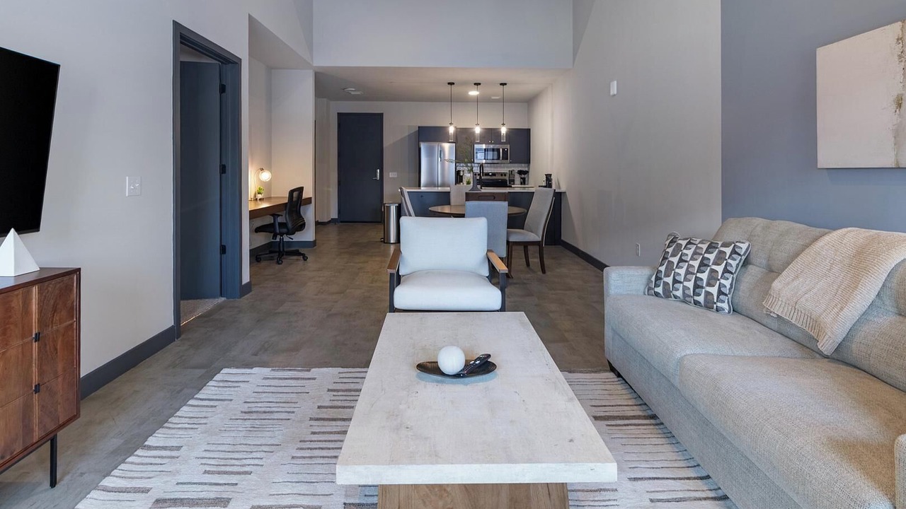 Photo of Livingroom in Downtown Hartford