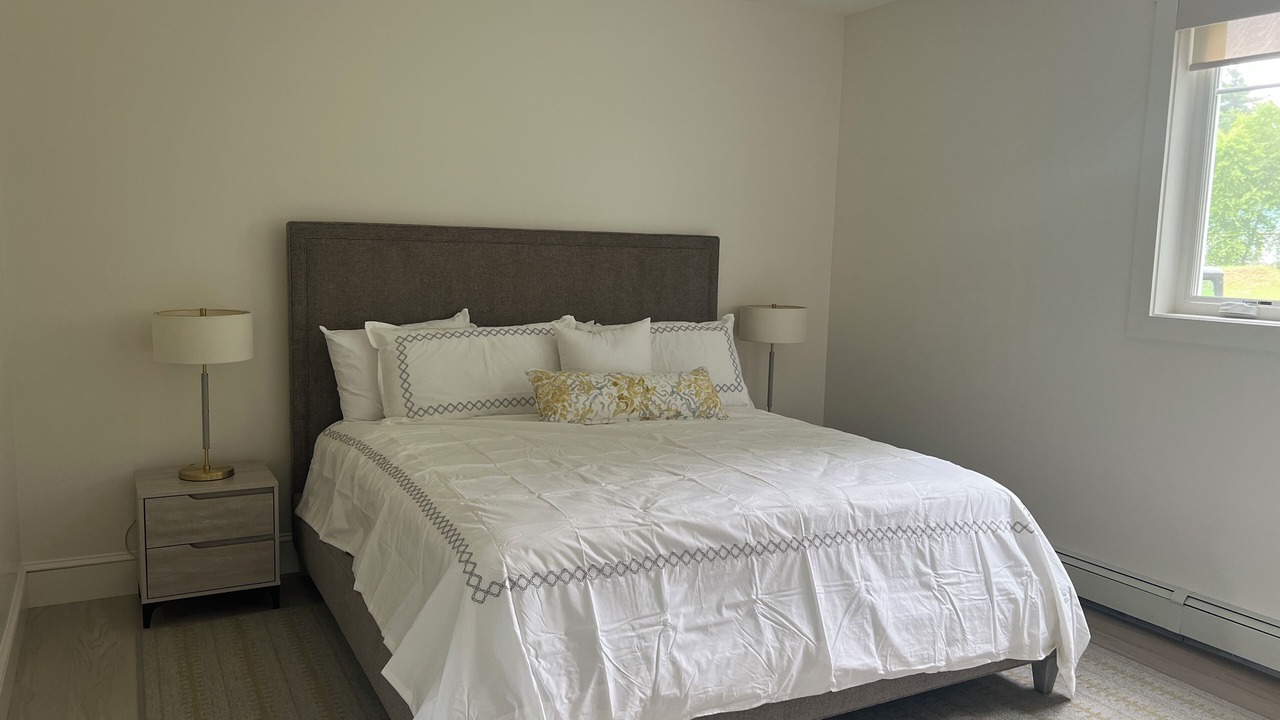 Photo of Bedroom in Center Tuftonboro