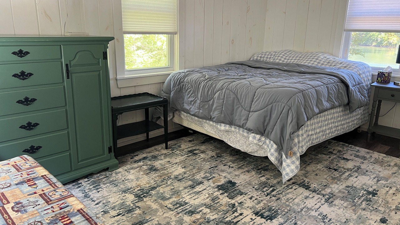 Photo of Bedroom in Wolfeboro