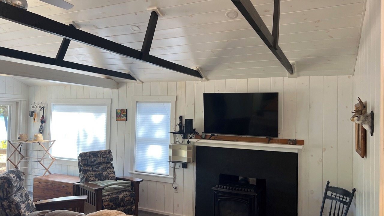 Photo of Livingroom in Wolfeboro