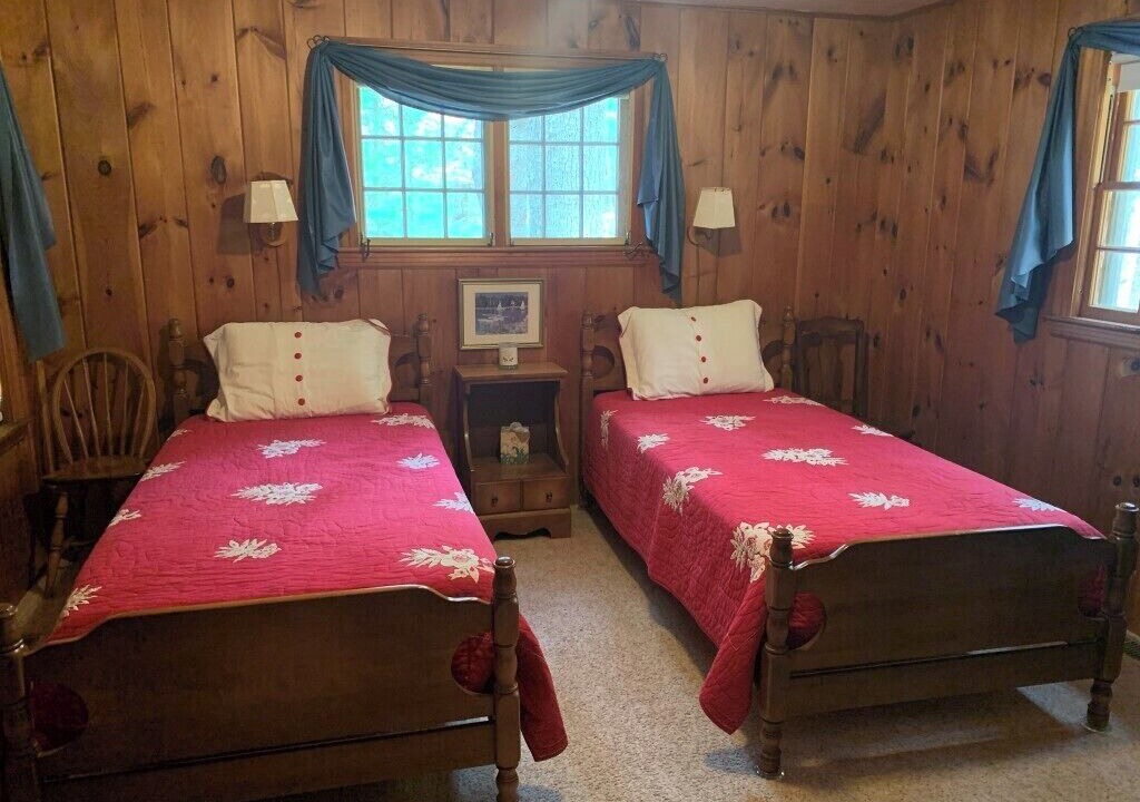 Photo of Bedroom in Melvin Village