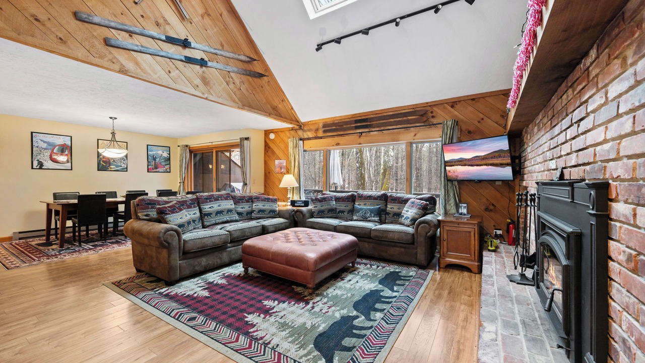 Photo of Livingroom in Intervale