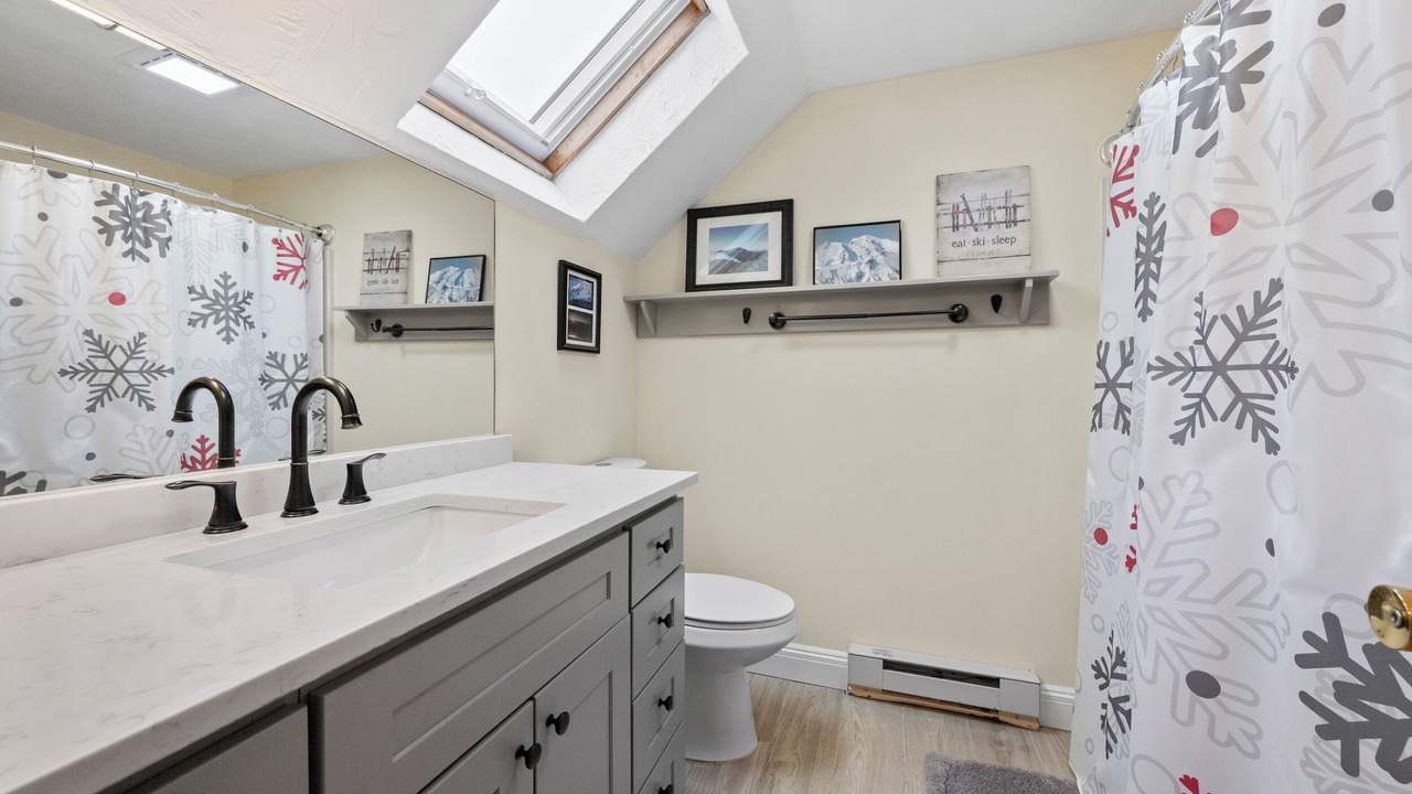 Photo of Bathroom in Intervale