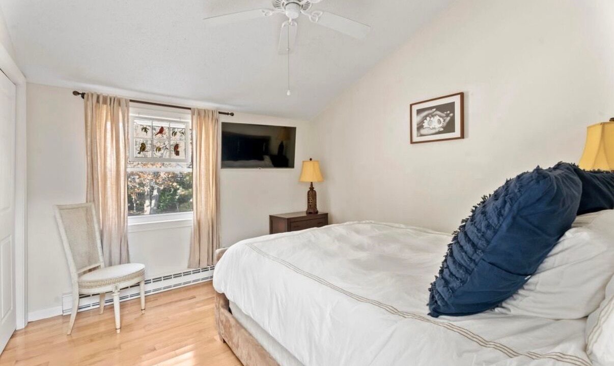 Photo of Bedroom in Tisbury