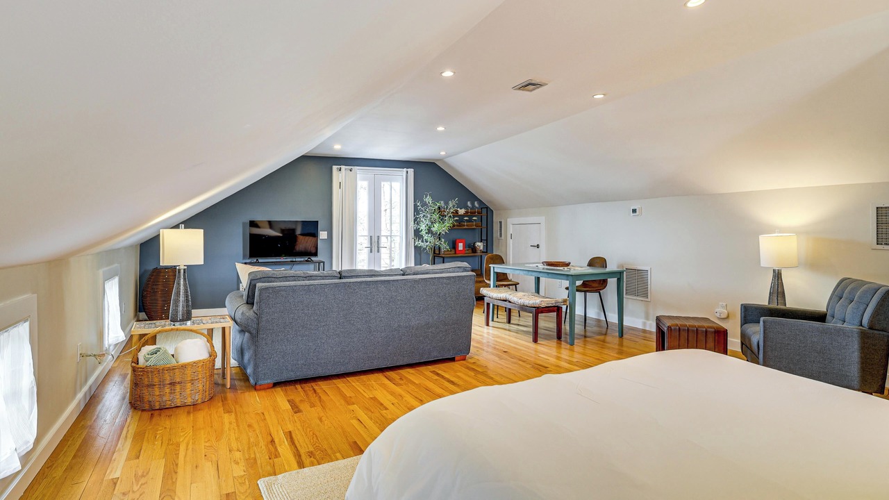 Photo of Bedroom in Madison Center
