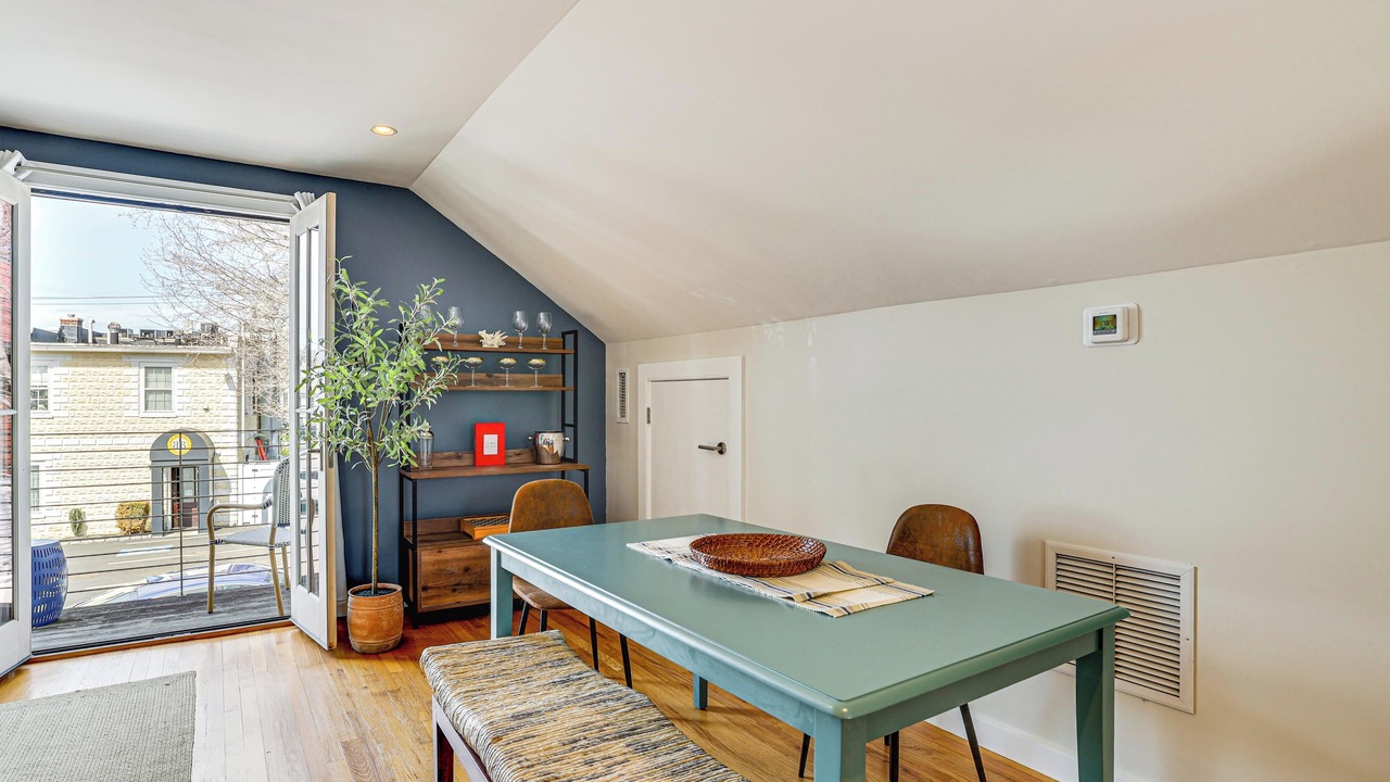 Photo of Patio Balcony in Madison Center