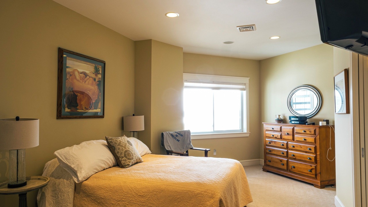 Photo of Bedroom in Silver Lake