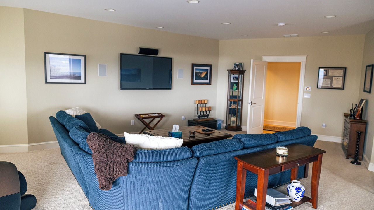 Photo of Livingroom in Silver Lake