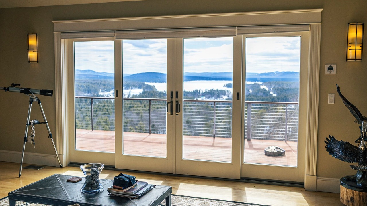 Photo of Livingroom in Silver Lake