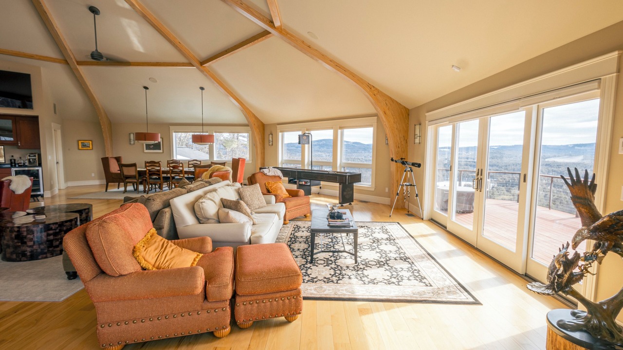 Photo of Livingroom in Silver Lake
