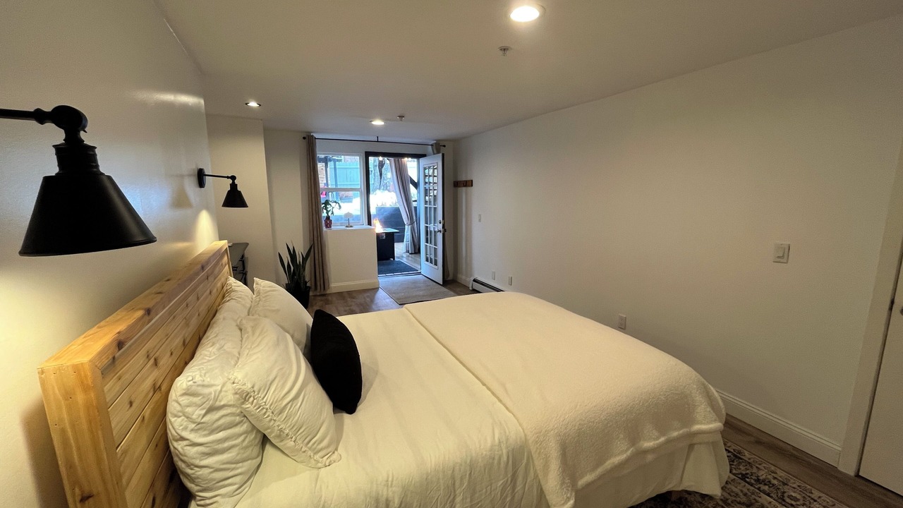 Photo of Bedroom in Downtown Albany