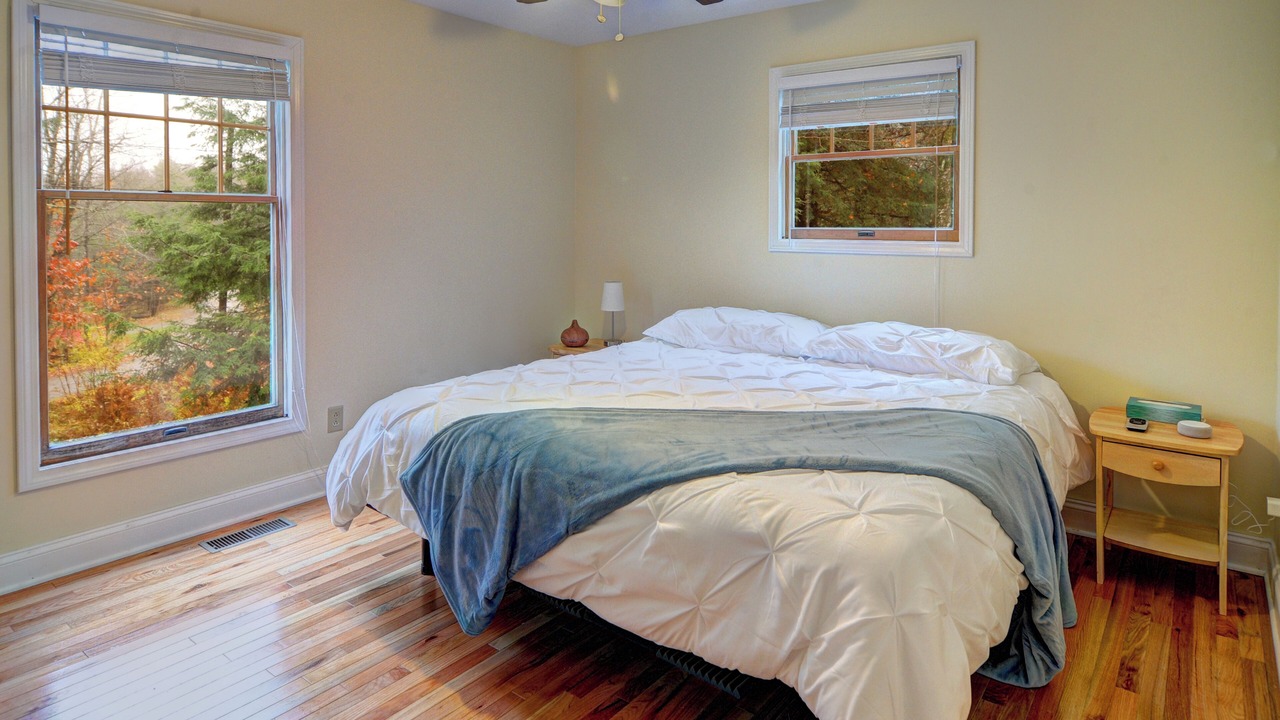 Photo of Bedroom in Sherwood Forest