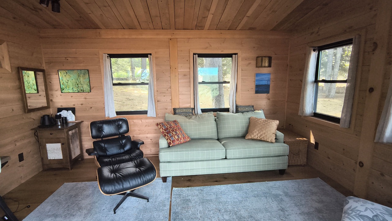Photo of Livingroom in Tamworth