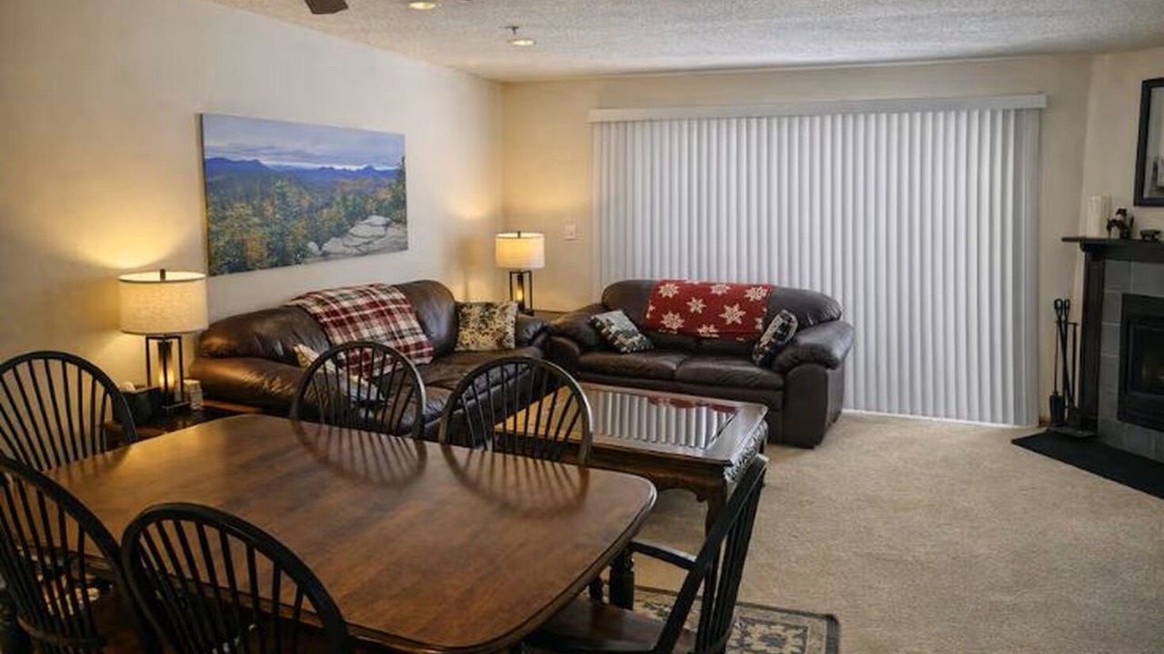 Photo of Livingroom in North Conway