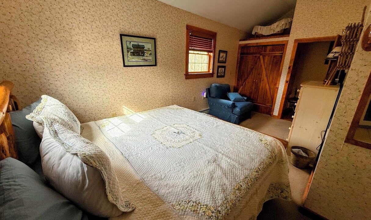 Photo of Bedroom in North Creek