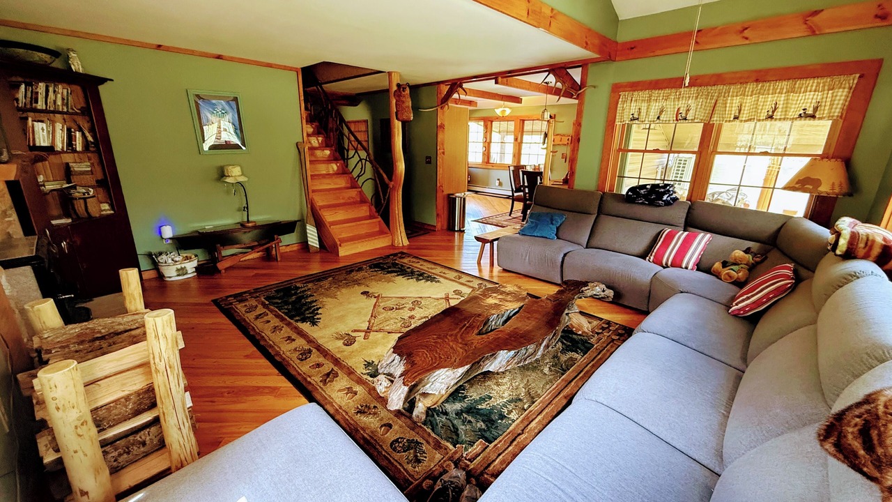 Photo of Livingroom in North Creek