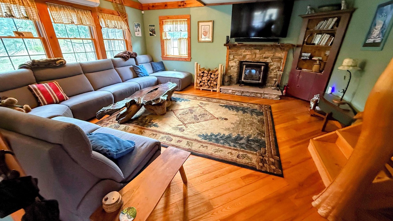 Photo of Livingroom in North Creek