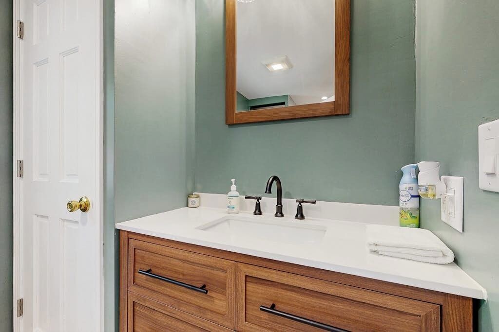 Photo of Bathroom in Moultonborough