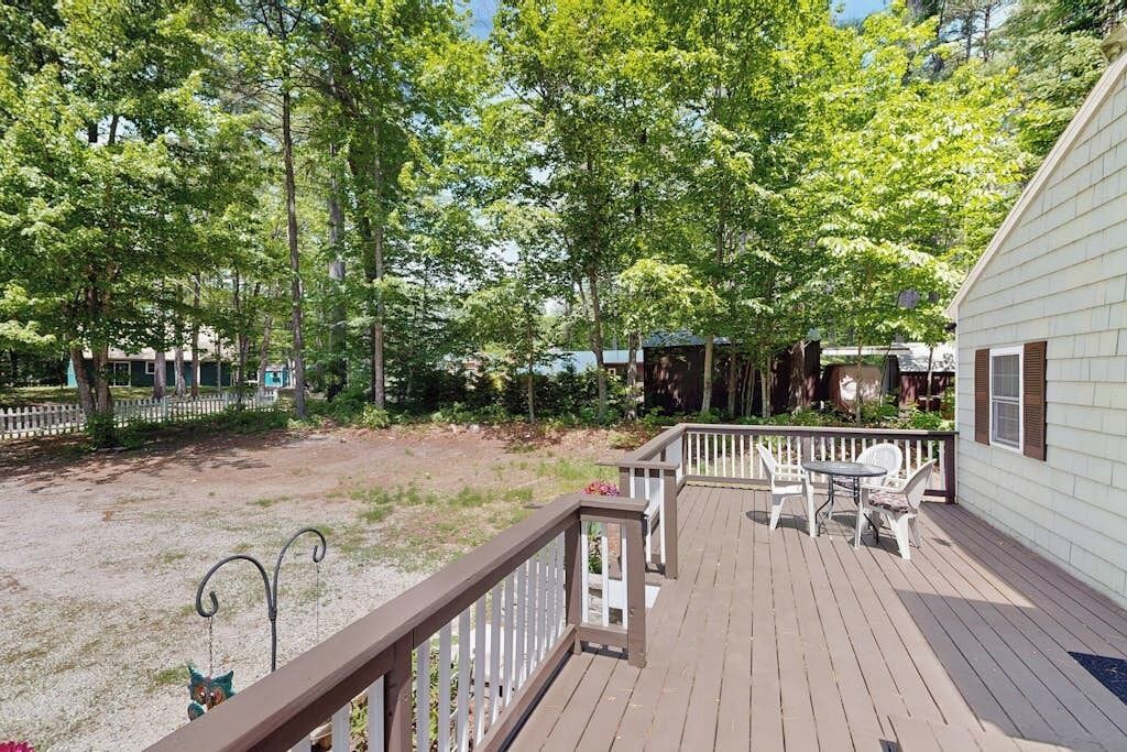 Photo of Patio Balcony in Moultonborough