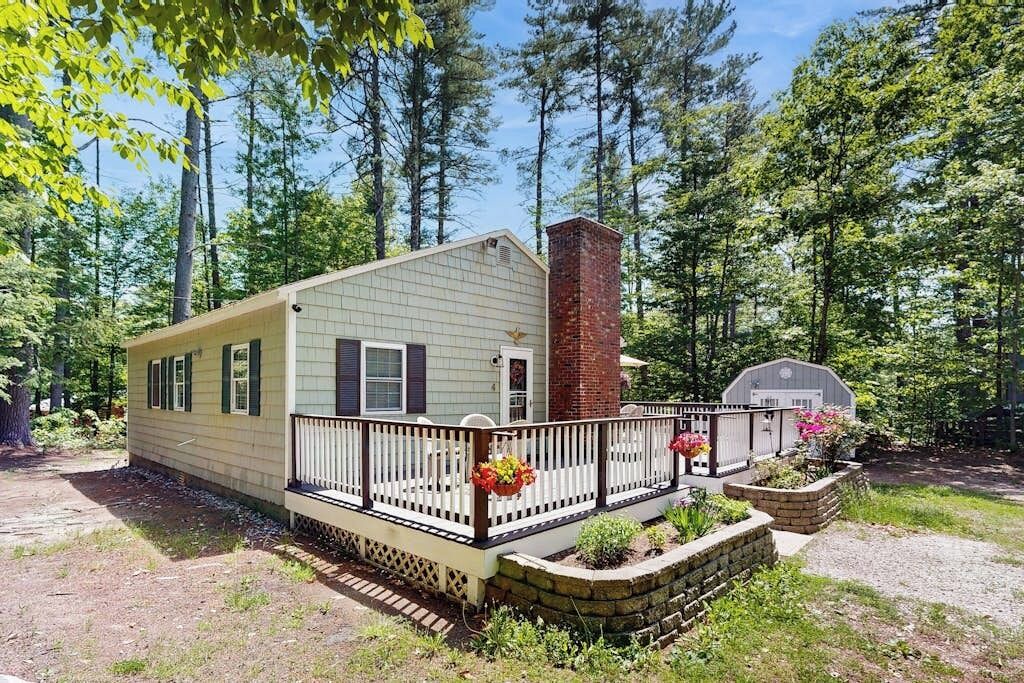 Photo of Patio Balcony in Moultonborough