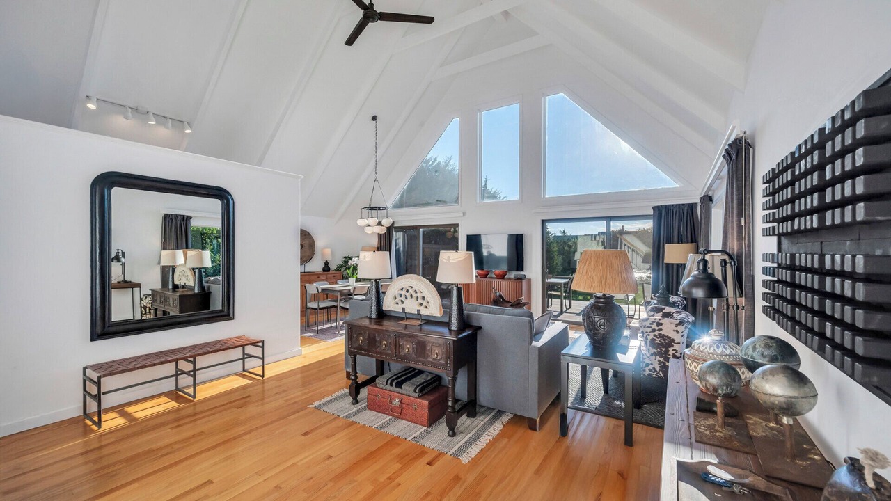 Photo of Livingroom in Shinnecock Hills