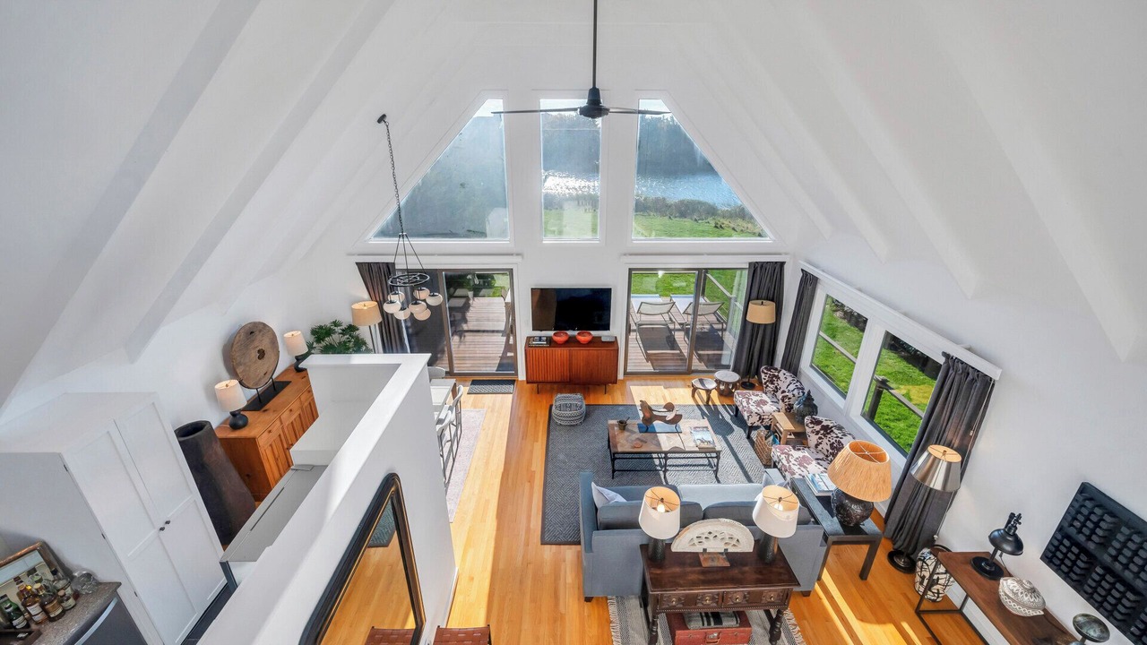 Photo of Livingroom in Shinnecock Hills