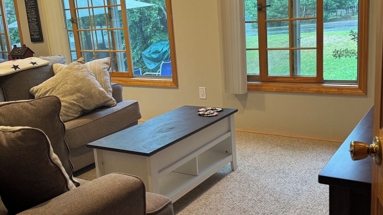 Photo of Livingroom in Freedom