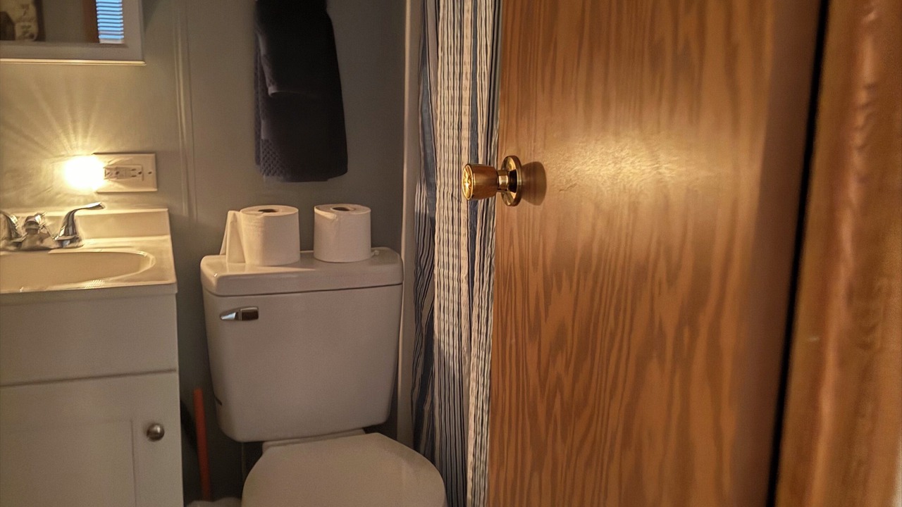 Photo of Bathroom in Freedom