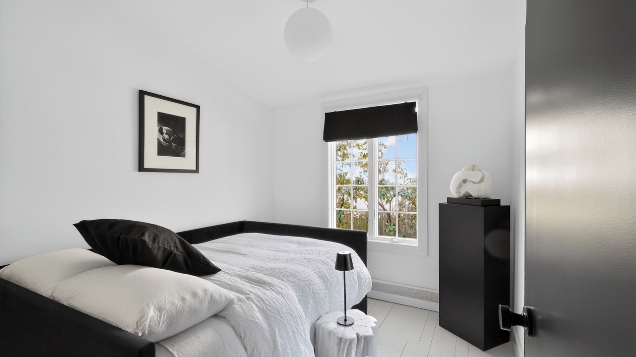 Photo of Bedroom in Westhampton Beach
