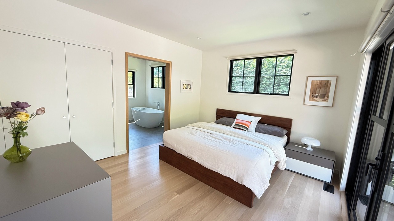 Photo of Bedroom in East Hampton North