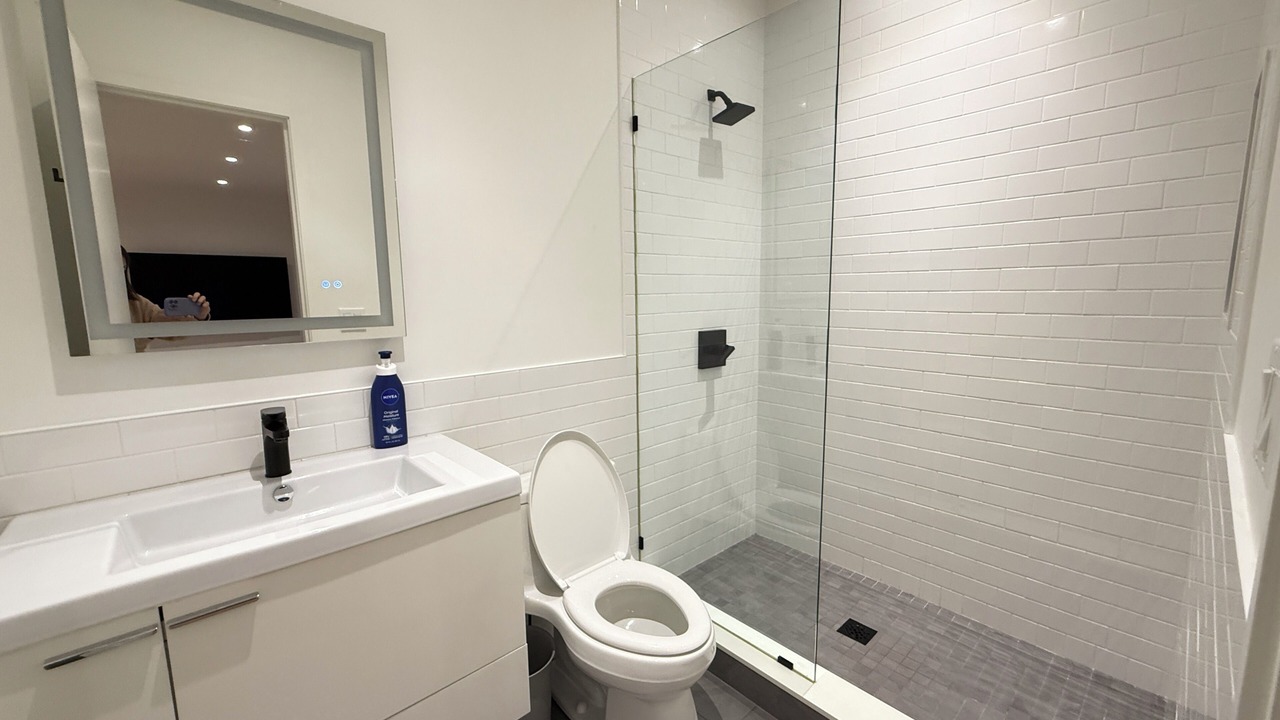 Photo of Bathroom in East Hampton North