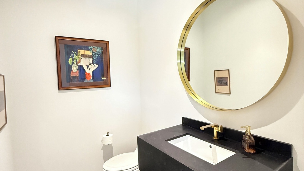 Photo of Bathroom in East Hampton North