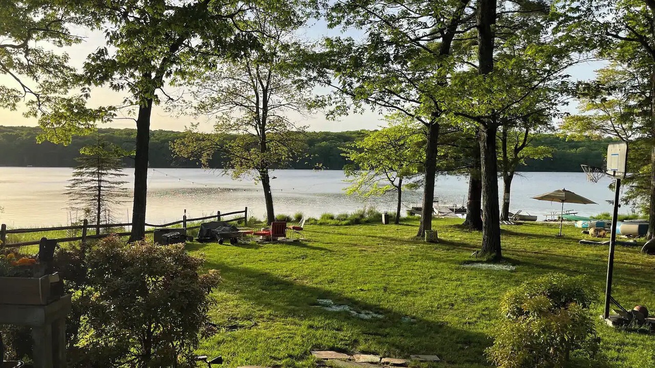 Photo of Outdoor in Milford