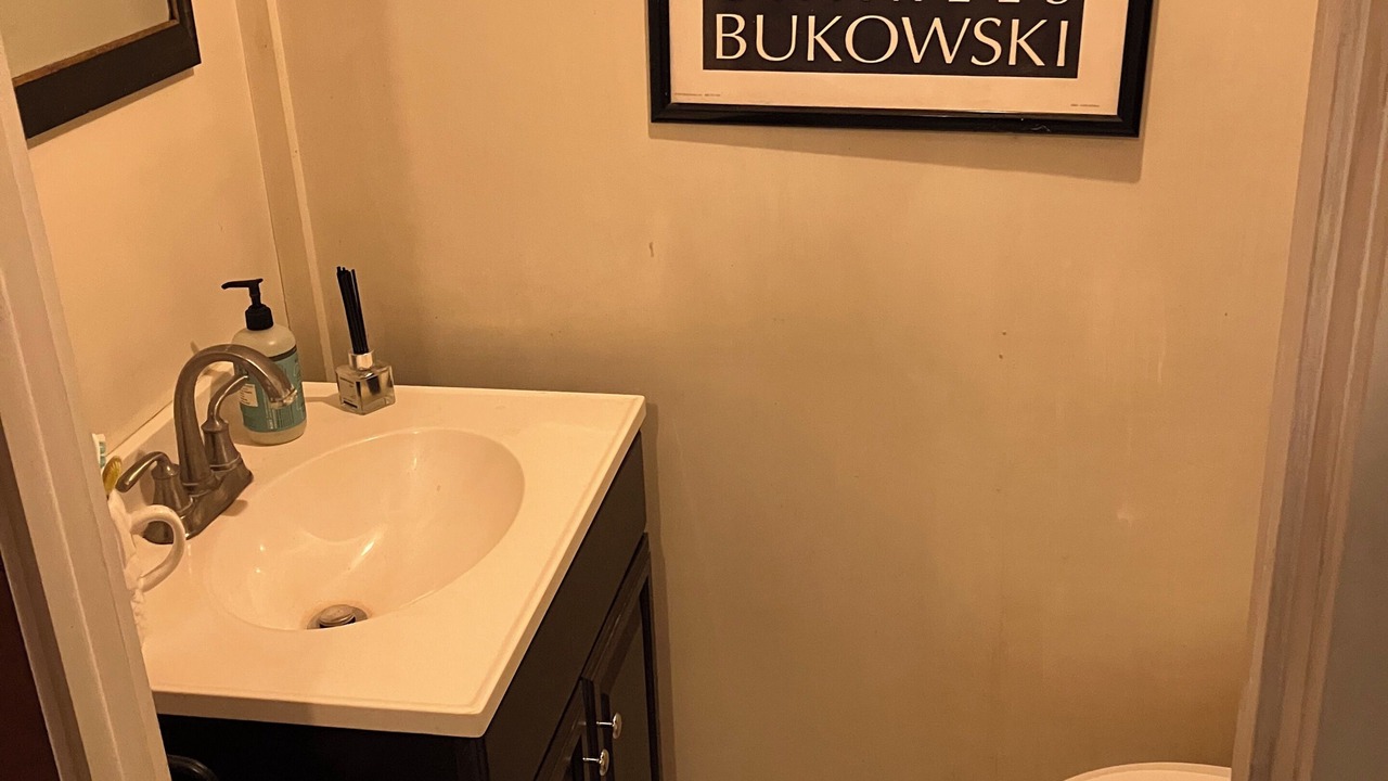 Photo of Bathroom in Lorenz Park