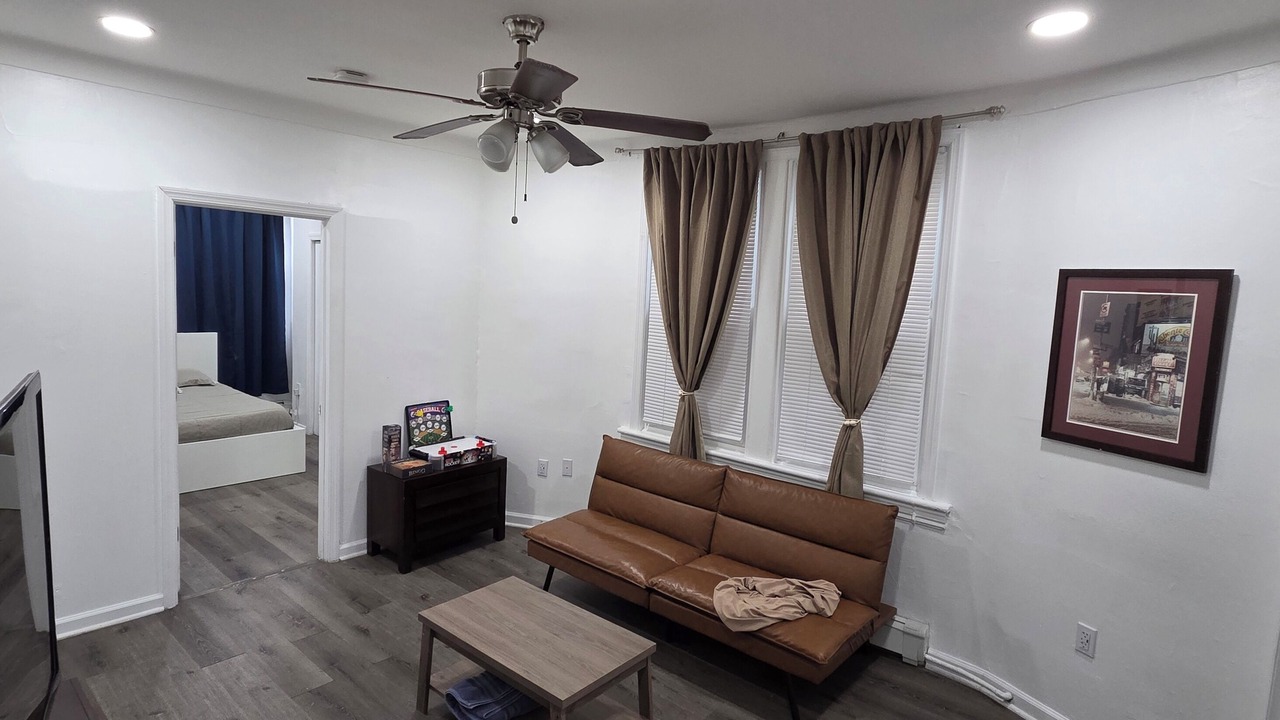Photo of Livingroom in West New York
